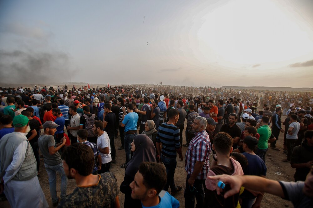 آلاف الفلسطينيين ينظمون كل جمعة مسيرة تطالب بعودتهم إلى ديارهم