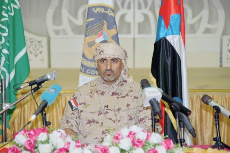 عيدروس الزبيدي خلال الاجتماع